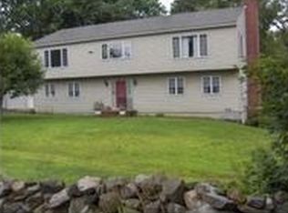 35 Pepperrell Rd, Kittery Point, ME 03905
