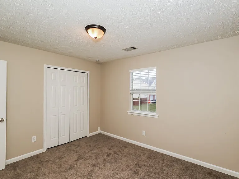 5599 Rock Shoals Way — Photo 12