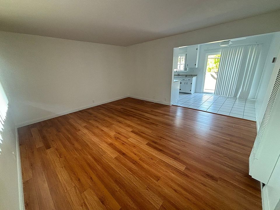 1st image of 2186 Carlmont Dr APT 5