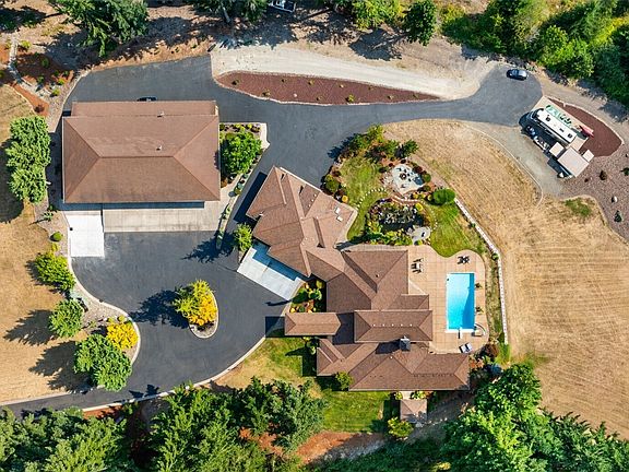 2nd image of 4961 Green Mountain Road