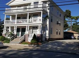 438 Prairie Ave, Providence, RI 02905