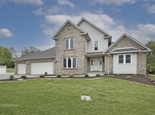 11868 Cardinal Ln, Caledonia, IL 61011