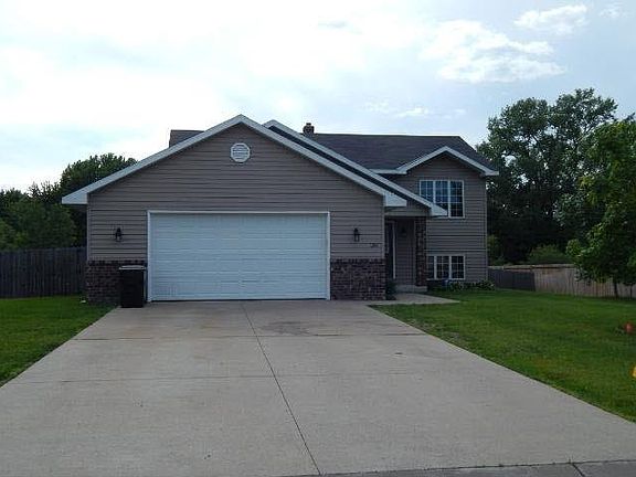 2nd image of 1211 Deer Haven Drive