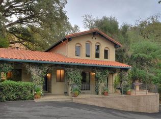13220 Robleda Rd, Los Altos Hills, CA 94022