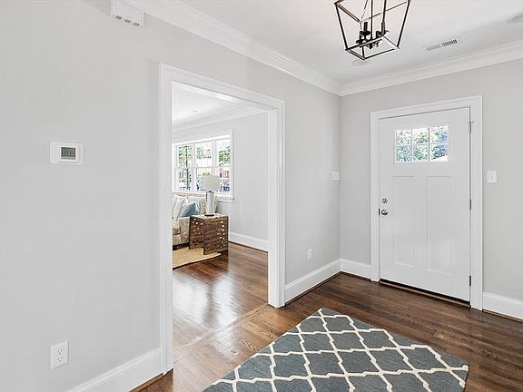5th image of 4300 Park Ave