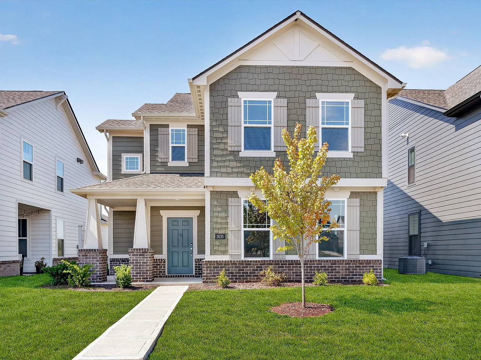 3 bed, 2.5 bath, 1728 sqft, $2,400 — Photo 1