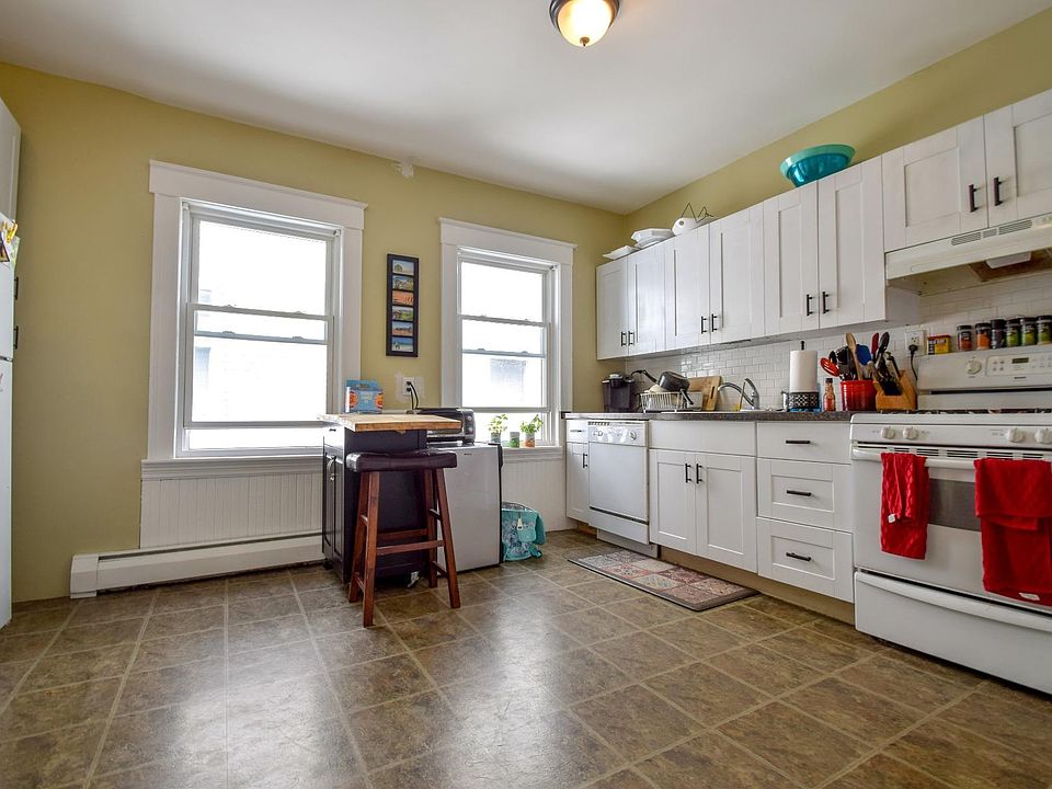 1st image of 12 Hunnewell Ave #Lm12