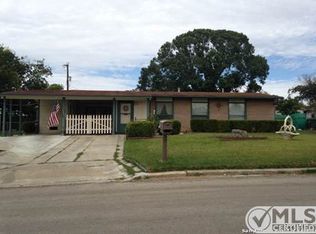 163 Flair Dr, San Antonio, TX 78227