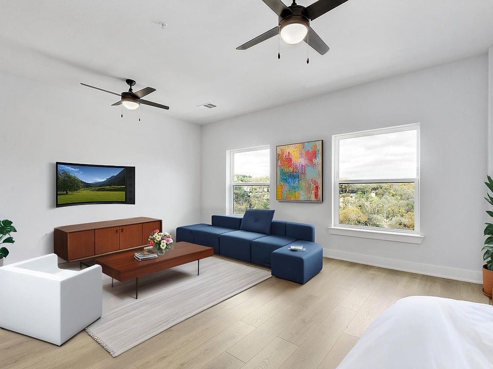 1st image of 2500 Longview St #513