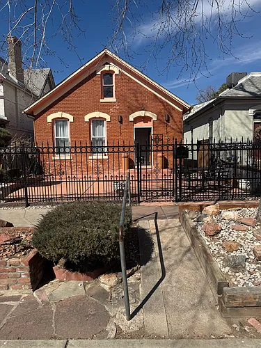 2517 Curtis St Photo 1