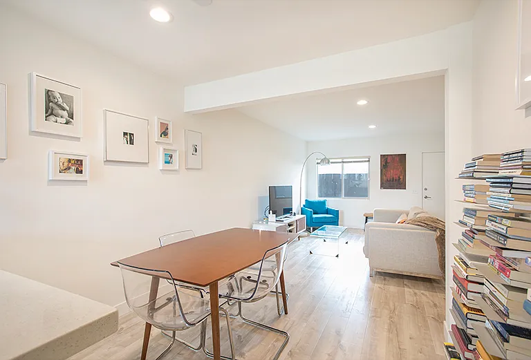 327 Sinclair Ave #1 — Photo 7
