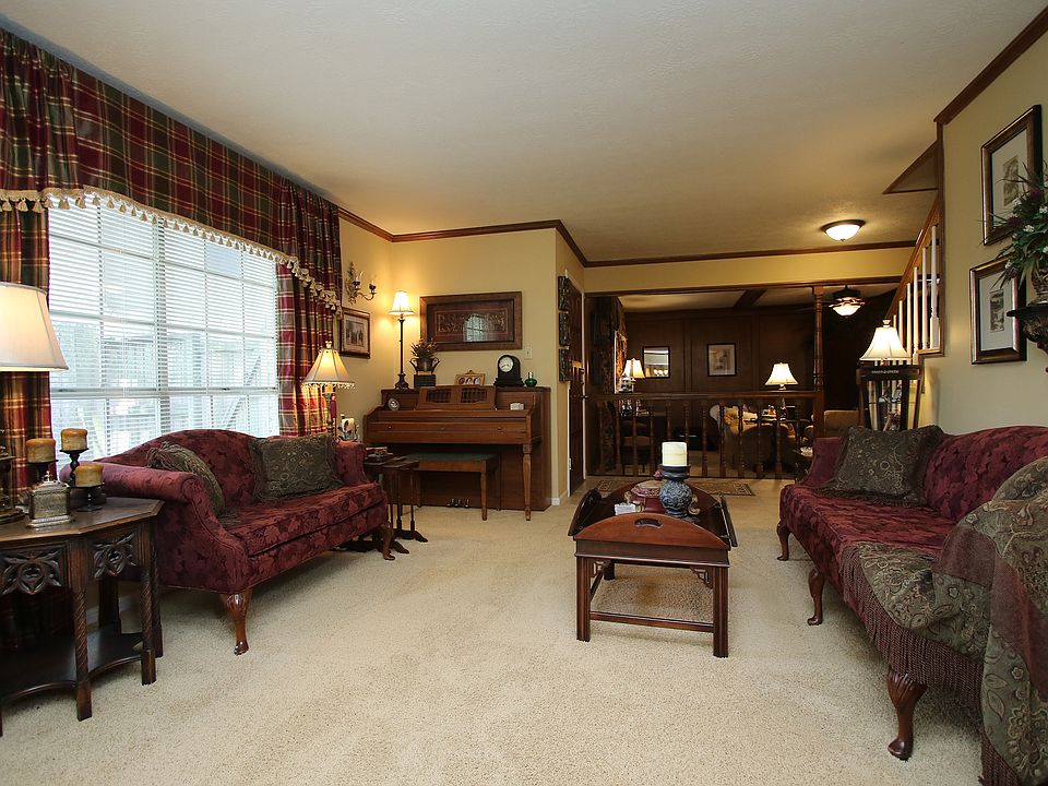1st image of 11803 Gardenglen Dr