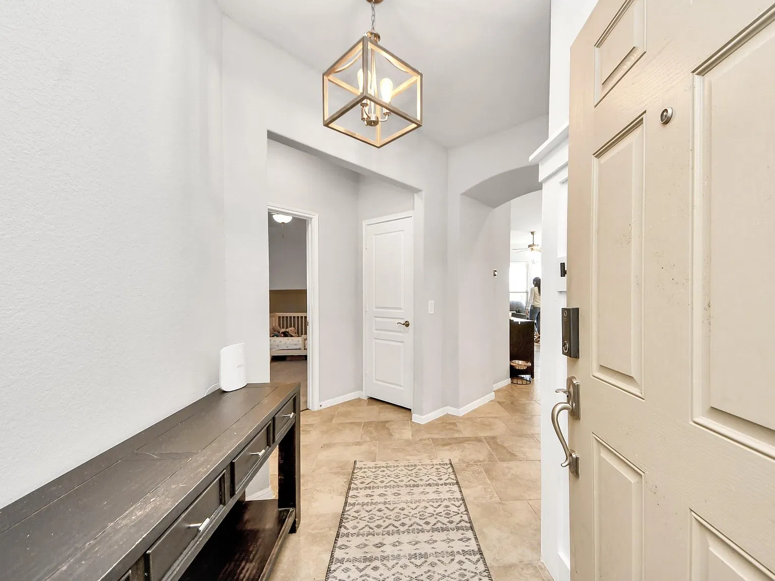 3 bed, 2.0 bath, 1609 sqft, $2,150 — Photo 4