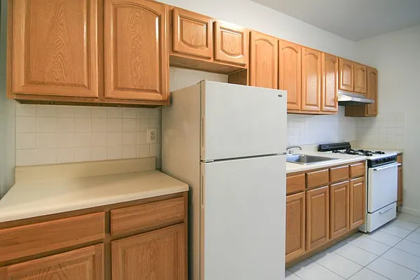 Rented by Horowitz Real Estate | media 34