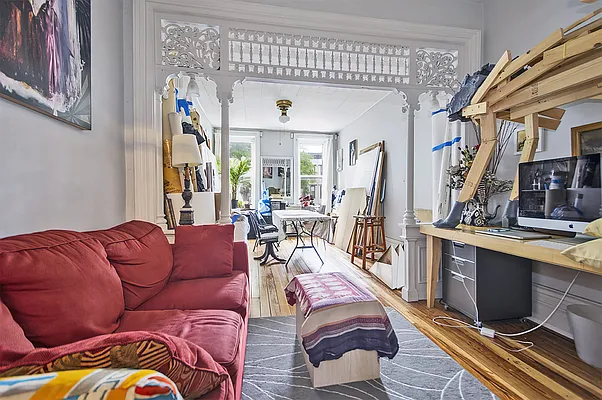 Rented by Level Group | media 13