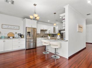 16368 SW 43rd Ter, Miami, FL 33185