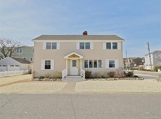 38 W Wyoming Ave, Long Beach Twp, NJ 08008