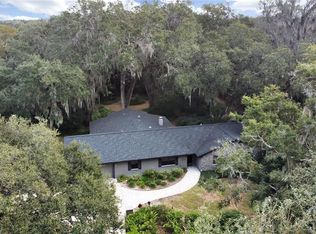 302 Chastain Rd, Seffner, FL 33584