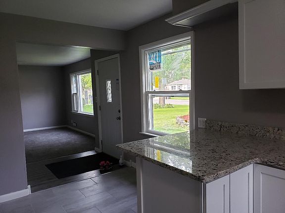 4th image of 7908 Elm Ave