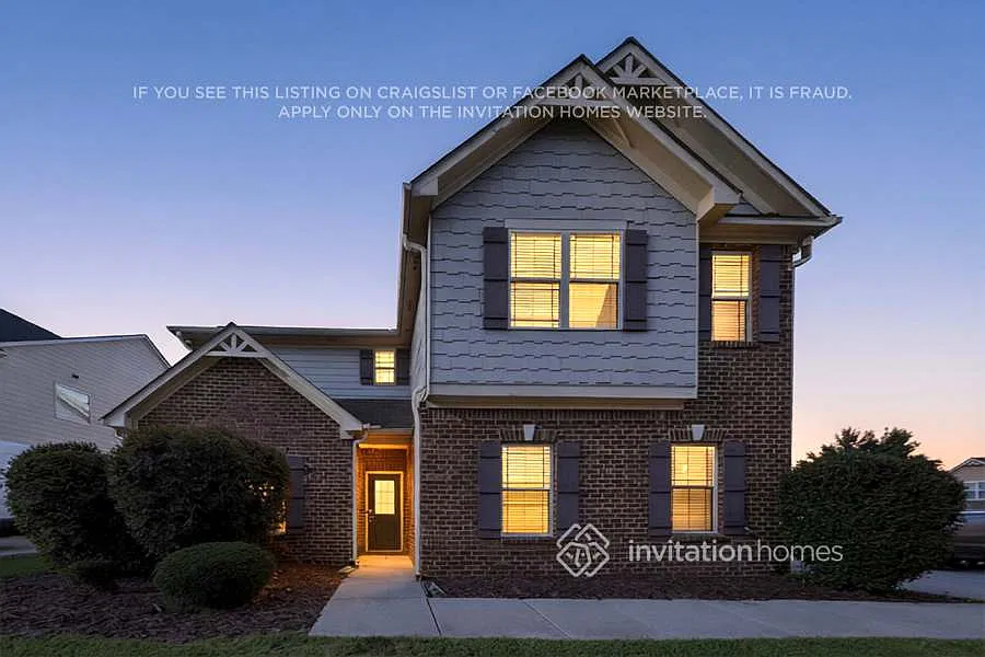 4100 Whitfield Oak Way Auburn, GA 30011 — Photo 4