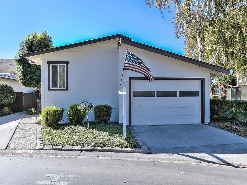 1st image of 415 Mill Pond Dr #415