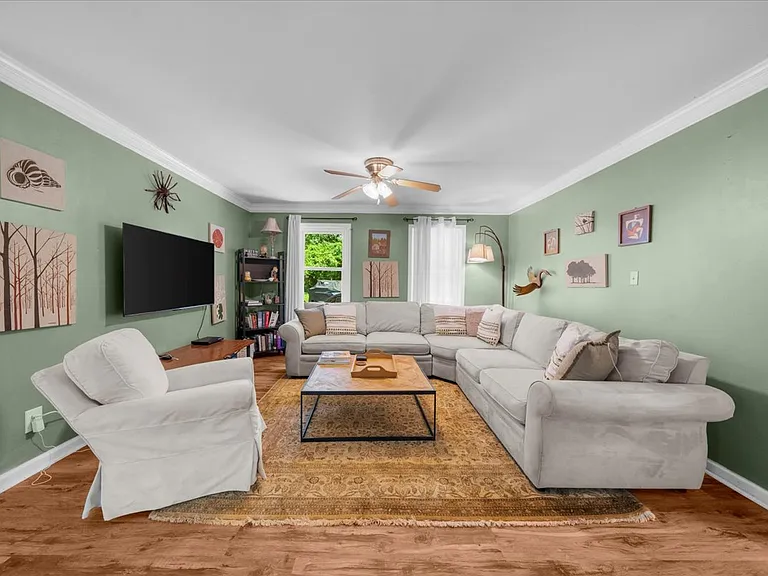 852 Benson Hurst Dr SW — Photo 45