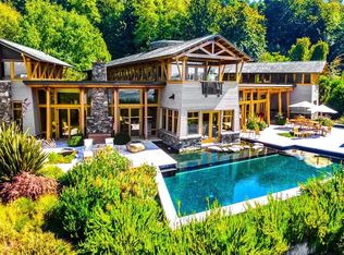 20200 10th Pl SW, Seattle, WA 98166