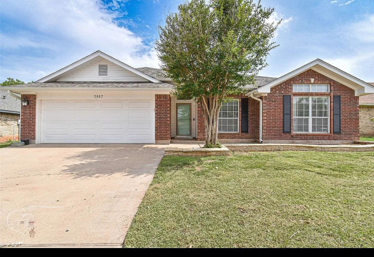 7557 Ruby Esther Cir — Photo 1