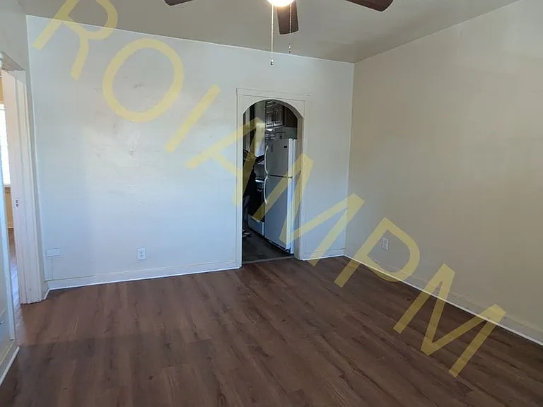 247 Idaho St E — Photo 2
