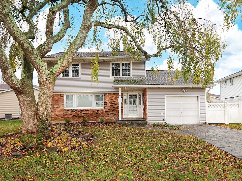 1st image of 8 Navy Drive