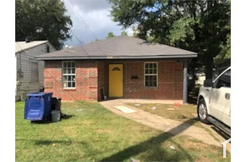 3728 Powell St Photo 1