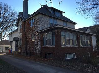 725 W Broadway St, Winona, MN 55987