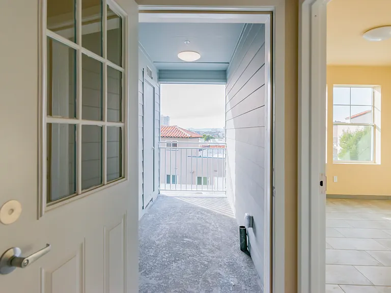 317 Lester Ave #108 — Photo 3