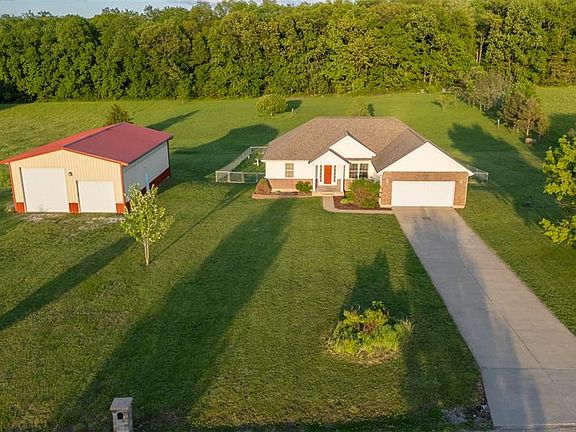 2nd image of 1036 Ridgewood Farms Rd
