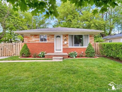 5686 Williams St, Dearborn Heights, MI, 48125