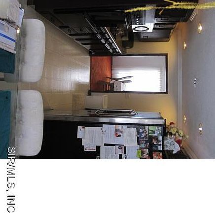 5th image of 1011 Edgewood Dr