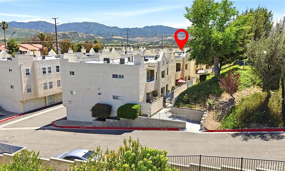 18209 Sierra Hwy #30