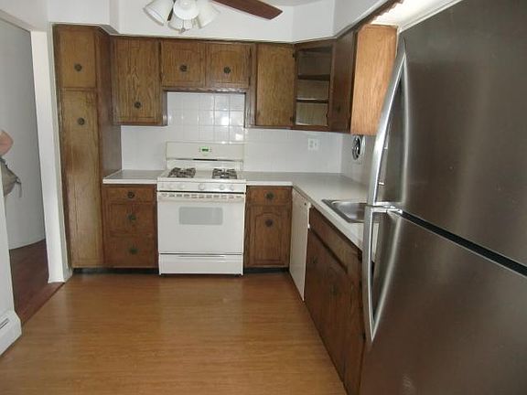 3rd image of 21011 41st Ave #2