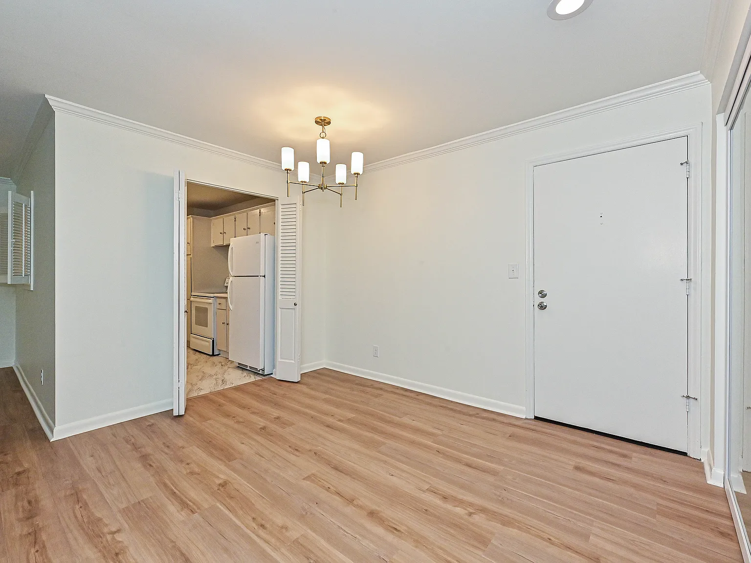 1 bed, 805 sqft, $1,625 — Photo 2