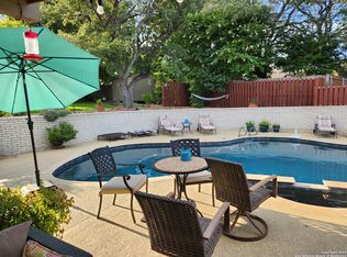 300 Riverhill Blvd, Kerrville, TX 78028