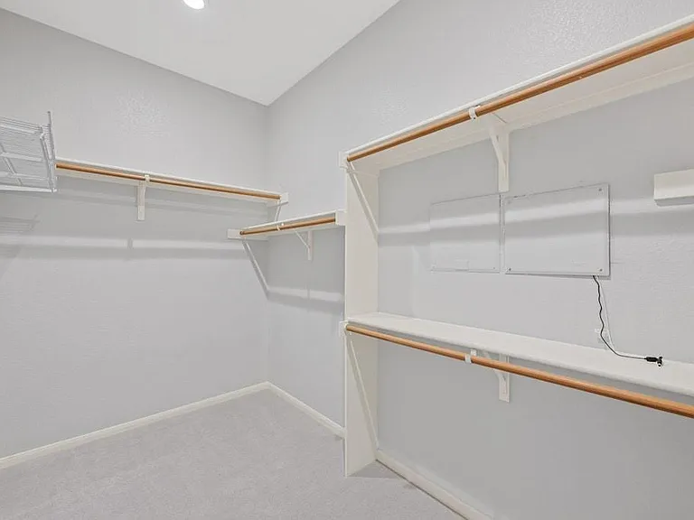 5609 York Bridge Cir — Photo 18