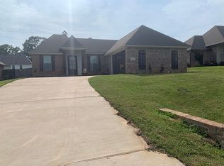 4564 Cherry Creek Rd, Shreveport, LA 71107