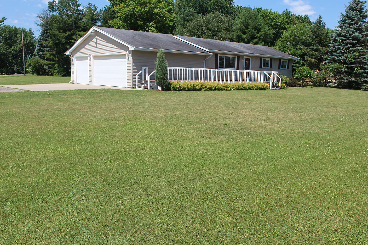 10970 Dixie Hwy photo 1