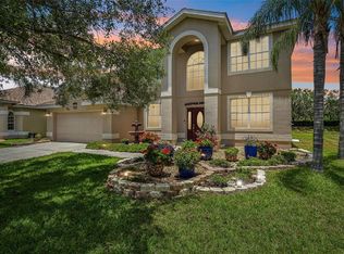 121 New Briton Ct, Bradenton, FL 34212
