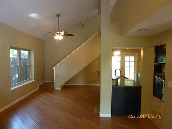 2nd image of 2508 NE Kingsbriar Pl