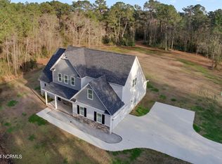 173 Baysden Rd, Chinquapin, NC 28521