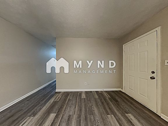 5th image of 194 Bridgewood Dr SE