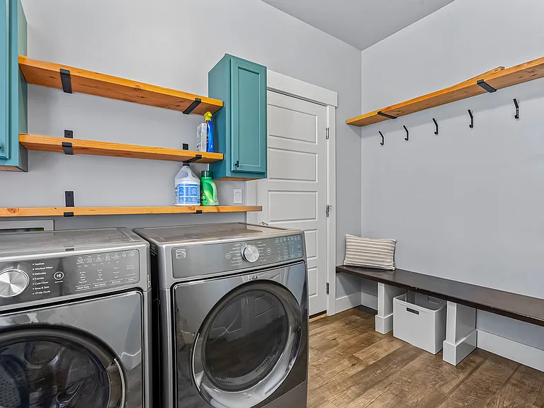 5983 W Los Flores Dr — Photo 31