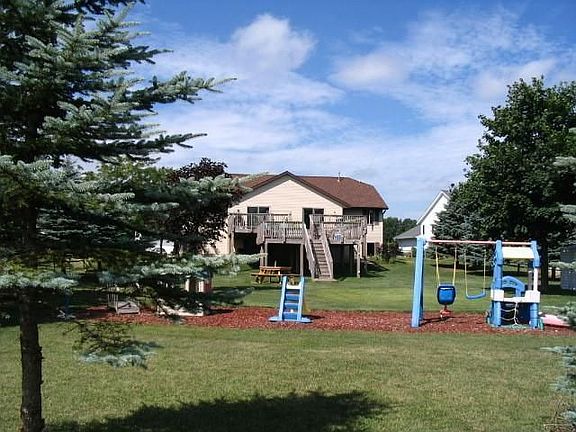 2nd image of 617 Wellington Dr #619