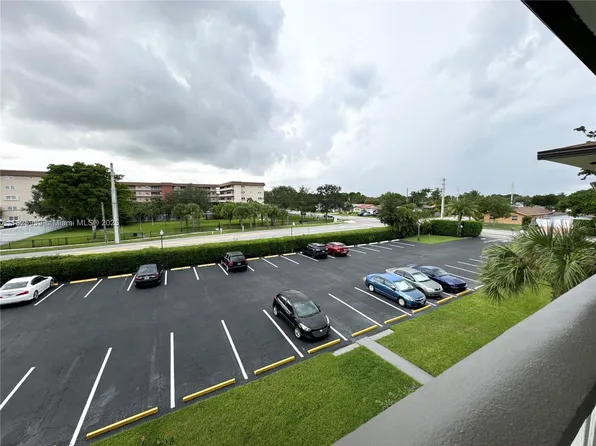 5200 Washington St APT 207, Hollywood, FL 33021